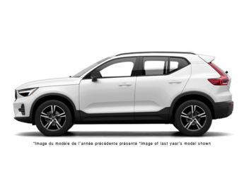 Volvo XC40 Core Dark Theme 2026