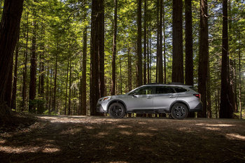 2021 Subaru Outback vs. 2021 Honda CR-V: Choose Utility and Versatility