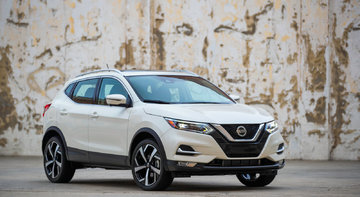 What makes the Nissan Qashqai stand out from its competitors?