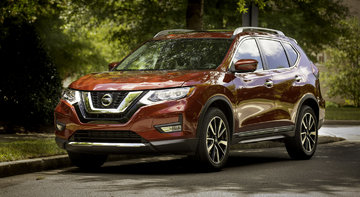Pre-Owned Nissan Rogue vs pre-owned Mazda CX-5: The Rogue is popular for a reason