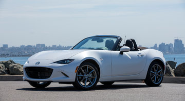 Pre-Owned Mazda MX-5: Your Fun, Reliable Summer Buy