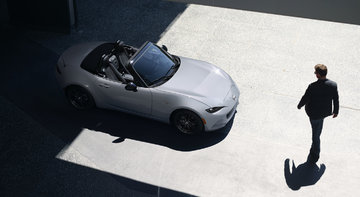 How the 2024 Mazda MX-5 Elevates Everyday Driving into an Exhilarating Experience