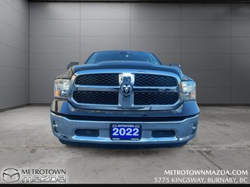 Zoom on the image #3