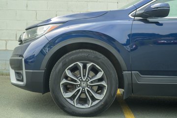 Zoom on the image #3