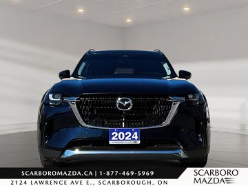Zoom on the image #2