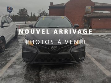 Toyota Camry SE AWD + CUIR + TOIT OUVRANT + CARPLAY + CAMERA 2023