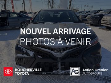 Toyota Camry SE + CUIR/TISSUS + CAMERA + CARPLAY + WOW! 2024