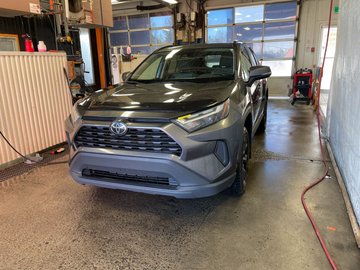 2022  RAV4