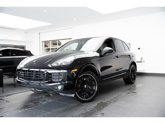 voiture télécommandée porsche cayenne