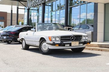 Mercedes-Benz 560 Series  1989