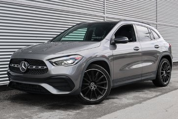 Mercedes-Benz GLA  2021