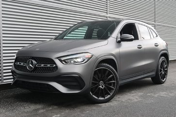 Mercedes-Benz GLA  2023
