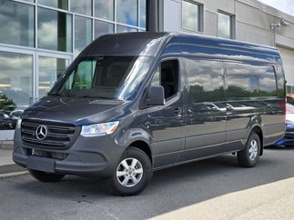 Mercedes-Benz Sprinter Cargo Van  2023