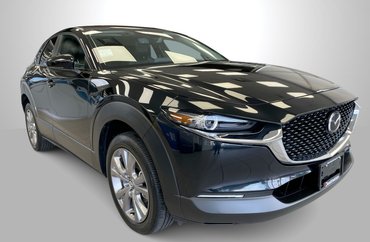 2022 Mazda CX-30 GS | Luxury Package! Sunroof, leather and dual climate controls!