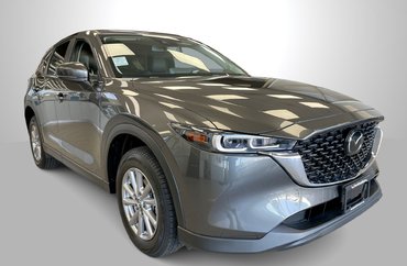 2025 Mazda CX-5 GS | 1 Owner | Carplay | Android Auto Like new non smoker!