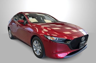 2024 Mazda 3 Sport GS | 1 Owner | Like New Mint, carplay, android auto!