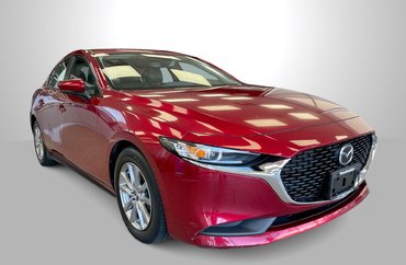 2019 Mazda 3 GS | Luxury Package! Leather, sunroof, dual climate!