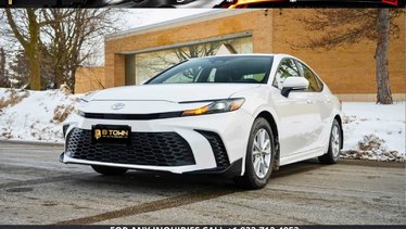 2025 Toyota Camry SE Hybrid