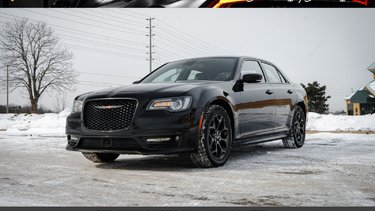 2023 Chrysler 300 S