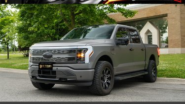 2022 Ford F-150 Lightning LARIAT