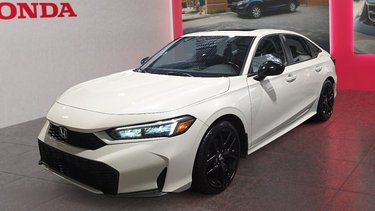 Honda Civic Sedan Hybrid Sport 2025 Toit ouvrant, caméra de recul