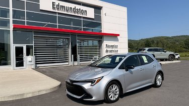 2026 Toyota COROLLA HATCHBACK CVT SE
