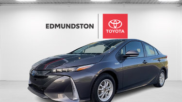 2022 Toyota PRIUS PRIME UPGRADE