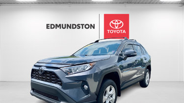 Toyota RAV4 XLE 2021