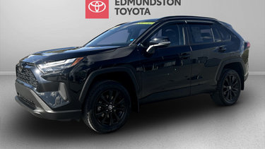 Toyota RAV4 XLE 2022
