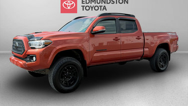 2017 Toyota TACOMA 4X4 SR5