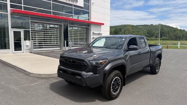 2026 Toyota TACOMA DOUBLE CAB AT