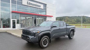 Toyota TACOMA DOUBLE CAB AT  2026