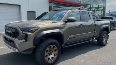 Toyota TACOMA HV DOUBLE CAB Hybrid 2025