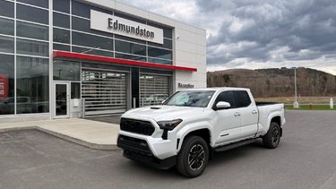 Toyota Tacoma DOUBLE CAB AT 2026