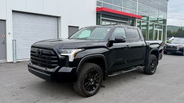 Toyota TUNDRA CREWMAX LIMITED Limited 2025