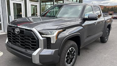 Toyota TUNDRA CREWMAX SR SR 2026