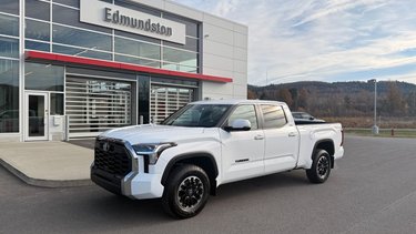Toyota TUNDRA CREWMAX SR5 L SR5 2026