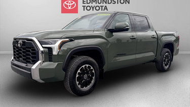 2023 Toyota TUNDRA SR