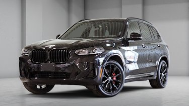 BMW X3 XDRIVE M SPORT TOIT PANO CUIR ROUGE CARPLAY GPS 2024 AUCUN DOSSIER DE DOMMAGE - 1 SEUL PROPRIETAIRE