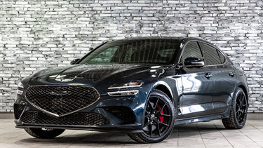 GENESIS G70 3.3T SPORT AWD 365 HP HEAD UP DISP CAM360 CUIR 2022 PLUS DE 150 VÉHICULE EN STOCK - VENEZ NOUS VOIR!