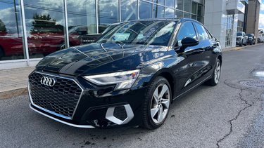 2023 Audi A3 Sedan Komfort | QUATTRO | TOIT | CARPLAY | BAS KILO |