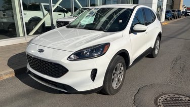 Ford Escape SE | AWD | VOLANT CHAUFF | CARPLAY | 2021