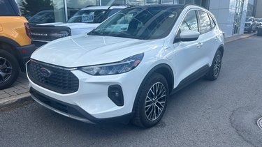 2023 Ford Escape PHEV 2.5L | 60KM  | TOIT PANO | TOWPACK | CARPLAY