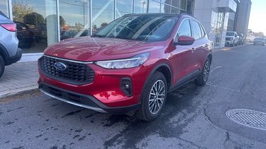 Ford Escape PHEV | TOIT | ENS. REMORQUAGE | VOLANT CHAUFFANT | 2024