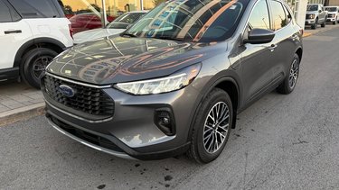 Escape PHEV | TAUX 3.99% DISPO | 60KM | TOWPACK | CARPLAY