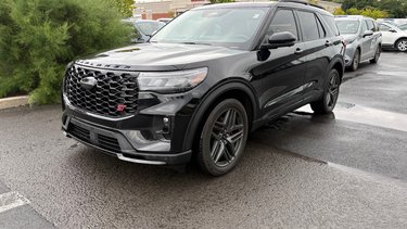 Ford Explorer ST | SPÉCIAL CERTIFIÉ | 400HP | TOIT PANO | 7 PASS 2025