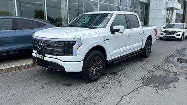 Ford F-150 Lightning LARIAT | BATTERIE LONGUE DURÉE | 515KM | TOIT PANO 2022