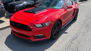 Mustang FASTBACK | PREMIUM 401A | V8 5.0 | BLACK PACK |