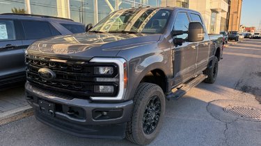2024 Ford Super Duty F-250 SRW LARIAT | 6.7 DIESEL | BLACK PACK | TOIT PANO |