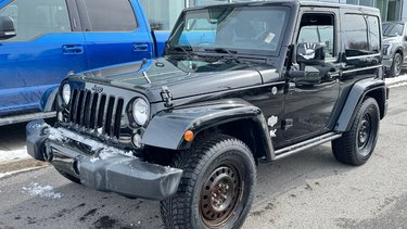 Jeep Wrangler SAHARA | 4X4 | SIÈGES CHAUFFANTS | 2 TOITS 2015